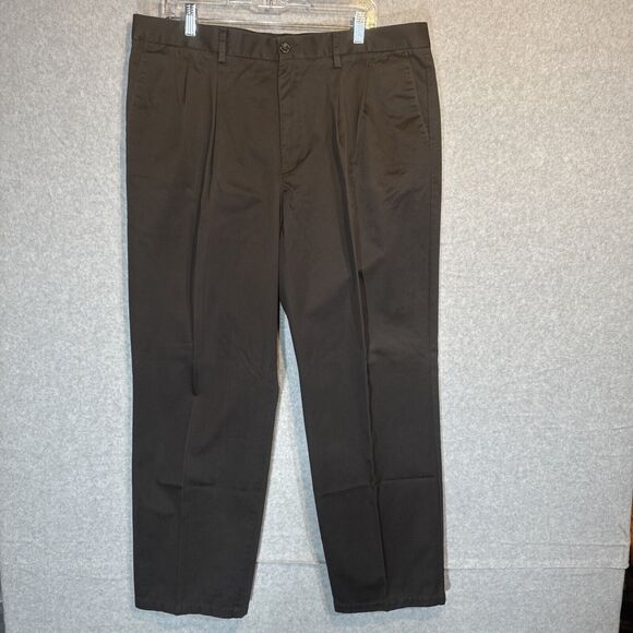Dockers Classic Fit Signature‎ Khaki Pants Mens 38x32 D3 Pleated Gray - Picture 1 of 13